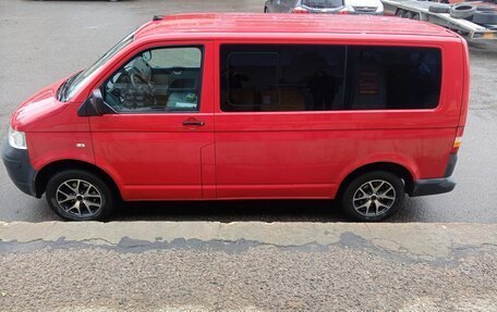 Volkswagen Caravelle T5, 2009 год, 1 800 000 рублей, 4 фотография