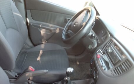 KIA Rio II, 2007 год, 420 000 рублей, 6 фотография