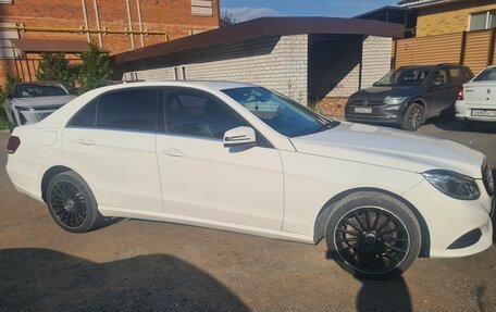 Mercedes-Benz E-Класс, 2013 год, 1 400 000 рублей, 5 фотография