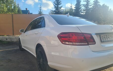 Mercedes-Benz E-Класс, 2013 год, 1 400 000 рублей, 10 фотография