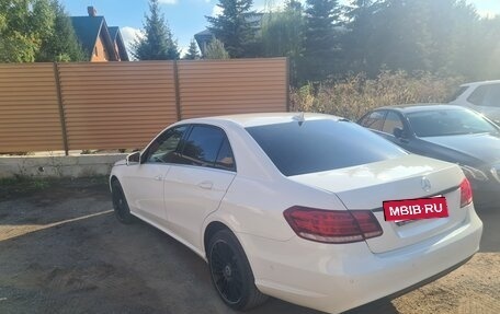 Mercedes-Benz E-Класс, 2013 год, 1 400 000 рублей, 11 фотография