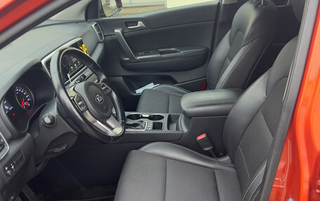 KIA Sportage IV рестайлинг, 2019 год, 2 300 000 рублей, 12 фотография