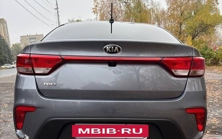 KIA Rio IV, 2018 год, 1 400 000 рублей, 5 фотография