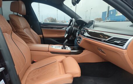 BMW 7 серия, 2019 год, 5 500 000 рублей, 16 фотография