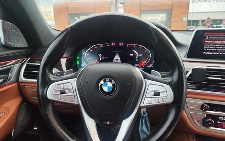 BMW 7 серия, 2019 год, 5 500 000 рублей, 19 фотография
