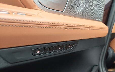 BMW 7 серия, 2019 год, 5 500 000 рублей, 29 фотография