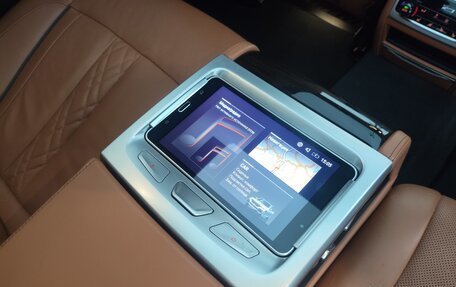 BMW 7 серия, 2019 год, 5 500 000 рублей, 39 фотография