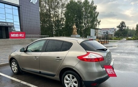 Renault Megane III, 2011 год, 600 000 рублей, 4 фотография