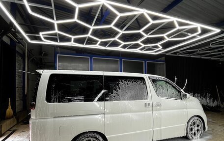 Nissan Elgrand III, 2004 год, 980 000 рублей, 5 фотография