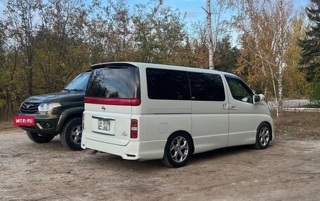 Nissan Elgrand III, 2004 год, 980 000 рублей, 3 фотография