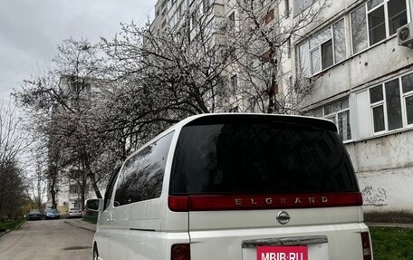 Nissan Elgrand III, 2004 год, 980 000 рублей, 7 фотография