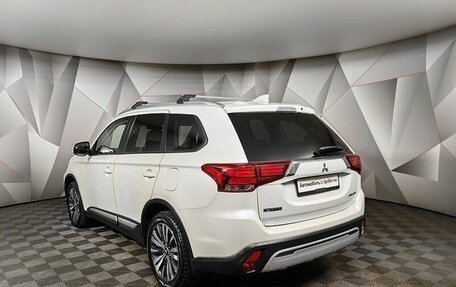 Mitsubishi Outlander III рестайлинг 3, 2019 год, 2 097 000 рублей, 4 фотография