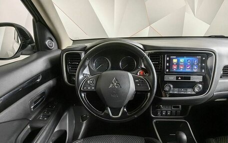 Mitsubishi Outlander III рестайлинг 3, 2019 год, 2 097 000 рублей, 20 фотография