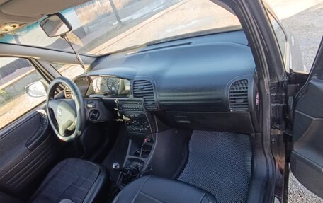 Opel Zafira A рестайлинг, 2000 год, 410 000 рублей, 3 фотография