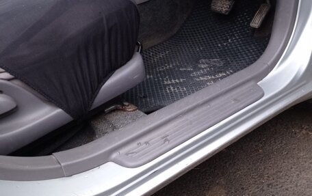 Toyota Platz, 2000 год, 350 000 рублей, 10 фотография