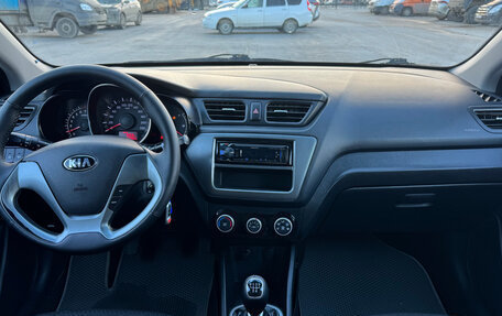 KIA Rio III рестайлинг, 2015 год, 979 000 рублей, 14 фотография