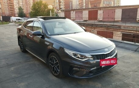 KIA Optima IV, 2019 год, 1 950 000 рублей, 10 фотография
