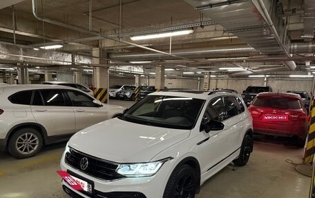 Volkswagen Tiguan II, 2022 год, 3 950 000 рублей, 3 фотография