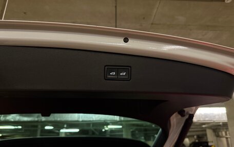 Volkswagen Tiguan II, 2022 год, 3 950 000 рублей, 23 фотография