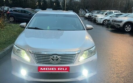 Toyota Camry, 2012 год, 1 175 000 рублей, 5 фотография