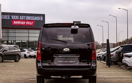 Hyundai Grand Starex Grand Starex I рестайлинг 2, 2012 год, 1 695 000 рублей, 5 фотография