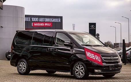 Hyundai Grand Starex Grand Starex I рестайлинг 2, 2012 год, 1 695 000 рублей, 3 фотография
