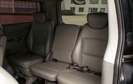 Hyundai Grand Starex Grand Starex I рестайлинг 2, 2012 год, 1 695 000 рублей, 18 фотография