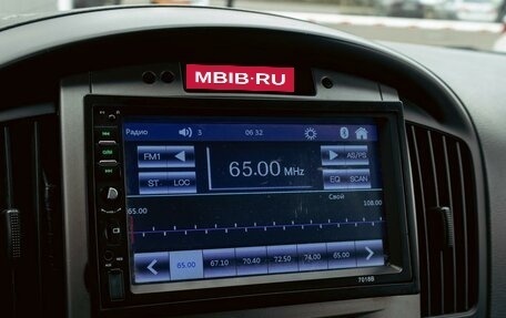 Hyundai Grand Starex Grand Starex I рестайлинг 2, 2012 год, 1 695 000 рублей, 14 фотография