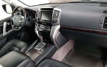 Toyota Land Cruiser 200, 2013 год, 3 450 000 рублей, 21 фотография