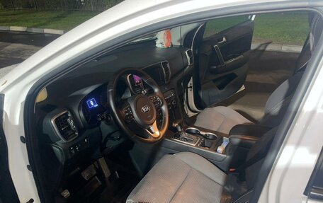 KIA Sportage IV рестайлинг, 2017 год, 2 300 000 рублей, 30 фотография