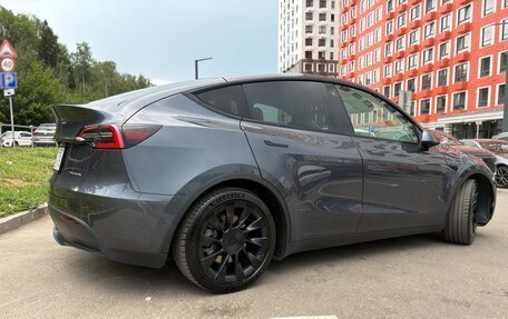 Tesla Model Y I, 2021 год, 3 350 000 рублей, 4 фотография