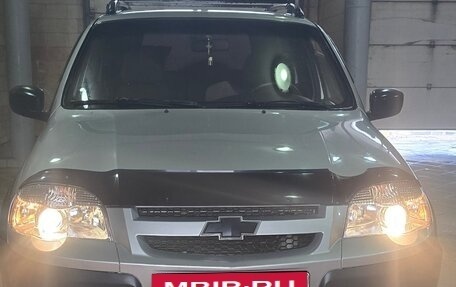 Chevrolet Niva I рестайлинг, 2013 год, 509 000 рублей, 2 фотография