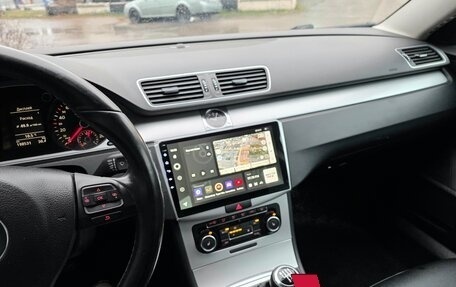 Volkswagen Passat B7, 2011 год, 880 000 рублей, 5 фотография