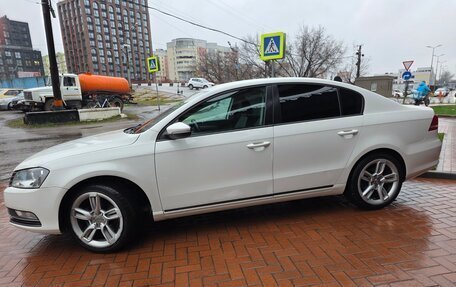 Volkswagen Passat B7, 2011 год, 880 000 рублей, 16 фотография
