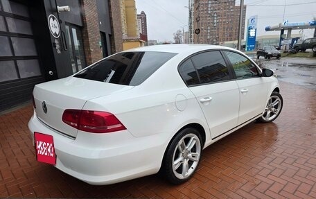 Volkswagen Passat B7, 2011 год, 880 000 рублей, 14 фотография