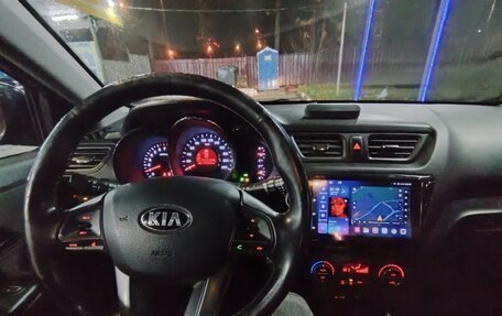 KIA Rio III рестайлинг, 2015 год, 1 050 000 рублей, 11 фотография