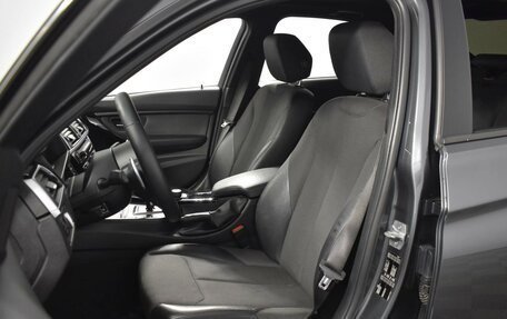 BMW 3 серия, 2018 год, 1 985 500 рублей, 10 фотография