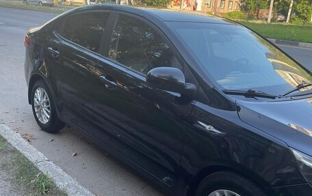 KIA Rio III рестайлинг, 2014 год, 830 000 рублей, 2 фотография