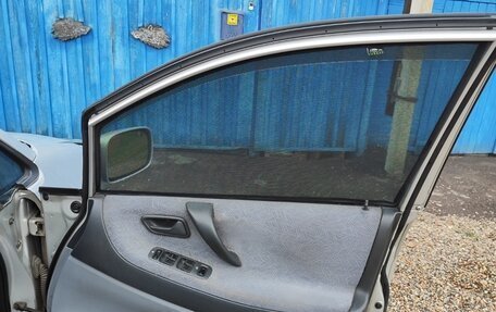 Suzuki Aerio, 2001 год, 270 000 рублей, 3 фотография