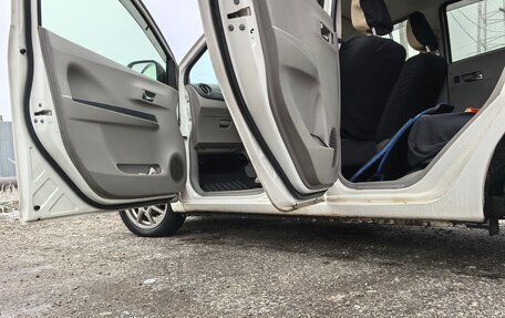 Toyota Pixis Epoch, 2016 год, 599 999 рублей, 8 фотография