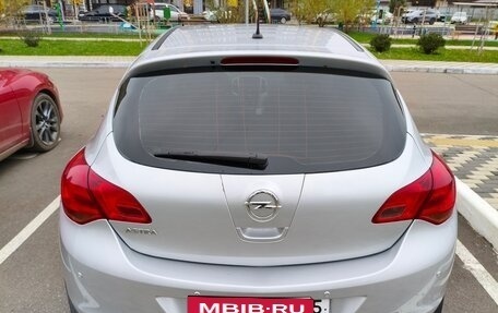 Opel Astra J, 2011 год, 750 000 рублей, 3 фотография