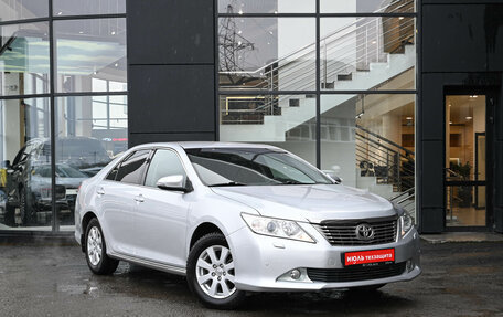 Toyota Camry, 2014 год, 2 132 000 рублей, 3 фотография