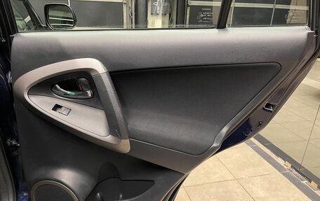 Toyota RAV4, 2007 год, 1 050 000 рублей, 19 фотография