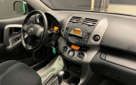Toyota RAV4, 2007 год, 1 050 000 рублей, 14 фотография