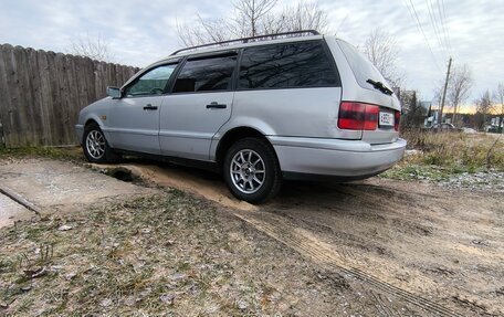 Volkswagen Passat B4, 1995 год, 250 000 рублей, 4 фотография