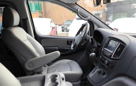 Hyundai Grand Starex Grand Starex I рестайлинг 2, 2020 год, 3 790 000 рублей, 24 фотография