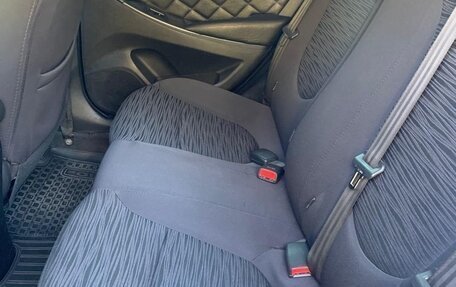 Hyundai Solaris II рестайлинг, 2015 год, 950 000 рублей, 5 фотография