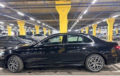 Mercedes-Benz E-Класс, 2020 год, 3 700 000 рублей, 30 фотография