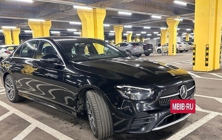 Mercedes-Benz E-Класс, 2020 год, 3 700 000 рублей, 28 фотография