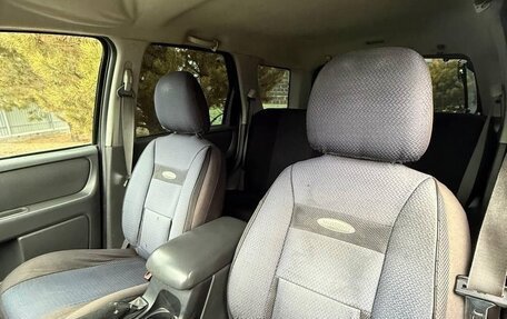 Ford Escape II, 2004 год, 400 000 рублей, 17 фотография